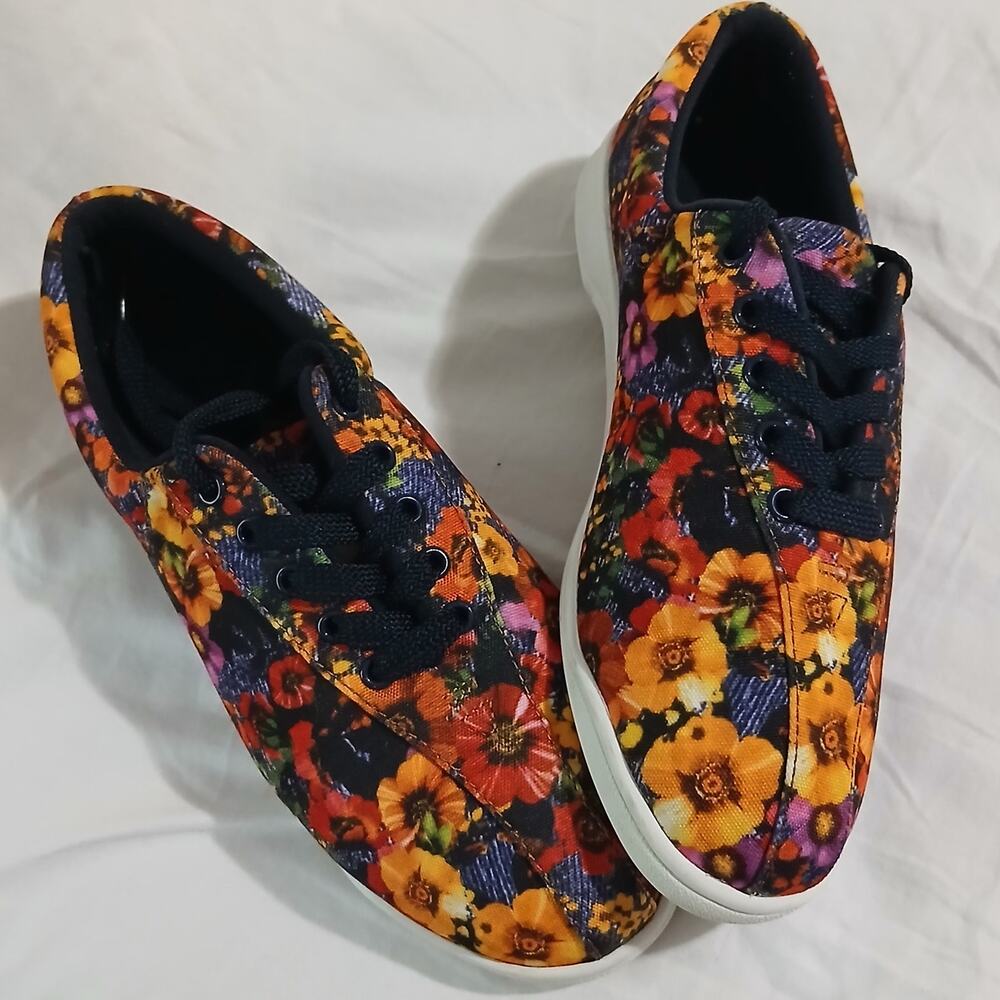 Easy Spirit W7 Floral Tie canvas style slp on sneaker High-quality white treads